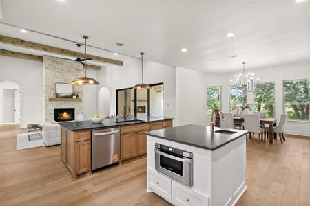 New construction Single-Family house 1008 Lorene Park, Weatherford, TX 76087 - image 6