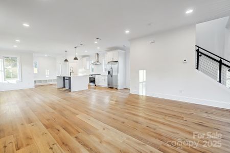 New construction Single-Family house 901 Edgemont Ave, Belmont, NC 28012 null- photo 8 8