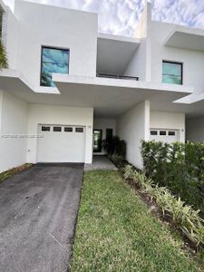 New construction Condo house 2511 Pierce St, Unit 4, Hollywood, FL 33020 - image