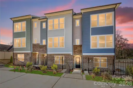 New construction Townhouse house 1543 Lithium Ln, Charlotte, NC 28211 - image