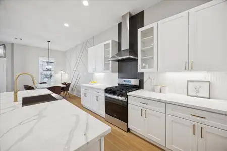 New construction Single-Family house 719 Thornton Rd, Unit B, Houston, TX 77018 - image 9