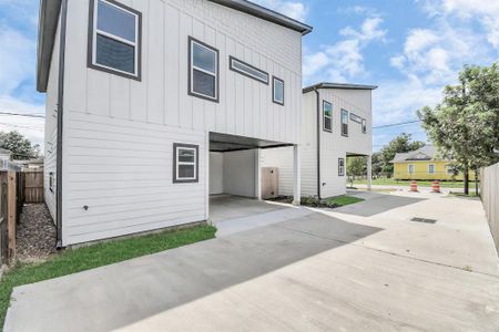 New construction Single-Family house 122 Edgewood Street, Houston, TX 77011 - photo 21 21