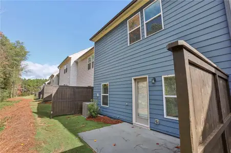 New construction Townhouse house 1115 Lockhart Wy, Douglasville, GA 30135 null- photo 2 2