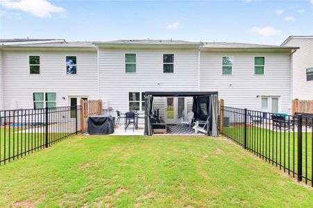 New construction Townhouse house 4136 Kestrel Ct, Gainesville, GA 30506 - image