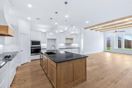 New construction Single-Family house 913 Beall St, Denton, TX 76207 - image 14