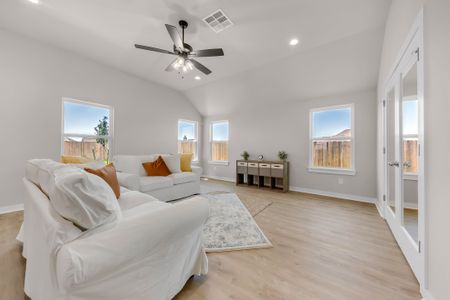 New construction Single-Family house 3105 Normandy Wy, Bryan, TX 77808 plan The Poppy - image 16