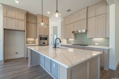 New construction Single-Family house 2044 Toscano Wy, Kerrville, TX 78028 - image 8