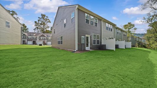 New construction Townhouse house 15 Moon Haven Wy, Arden, NC 28704 plan Corner Litchfield - image