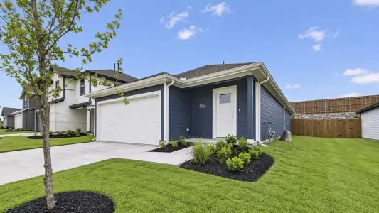 New construction Single-Family house 2926 Carrington Hill Dr, Sherman, TX 75092 plan Caprock - image