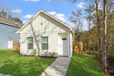 New construction Single-Family house 15862 Beechnut Drive, Montgomery, TX 77356 - photo 0