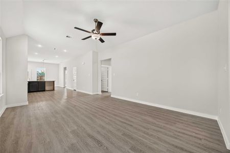 New construction Single-Family house 11931 Avian Ave, Conroe, TX 77303 plan Juniper - image 13