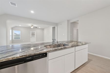 New construction Single-Family house 21923 Oia Island Dr, Hockley, TX 77447 - image 9