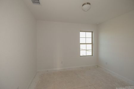 New construction Single-Family house 8810 Campacuas Trl, San Antonio, TX 78252 null- photo 10 10