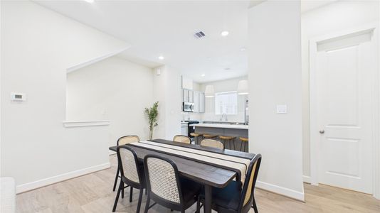 New construction Single-Family house 3073 Hicks St, Houston, TX 77007 - image 4