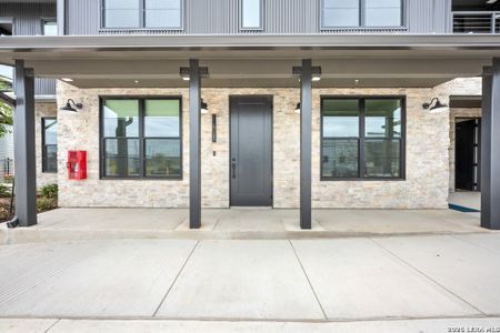 New construction Condo house 630 Central Pkwy, Unit 1205/1206, New Braunfels, TX 78130 - image