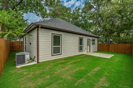 New construction Single-Family house 3117 Barling St, Greenville, TX 75401 - image