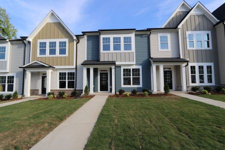 New construction Townhouse house 3121 Cathedral Comb Dr, Apex, NC 27502 plan Hazelnut - image