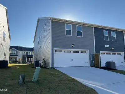 New construction Townhouse house 726 Chandler Stone Dr, Zebulon, NC 27597 plan Lakewood - image