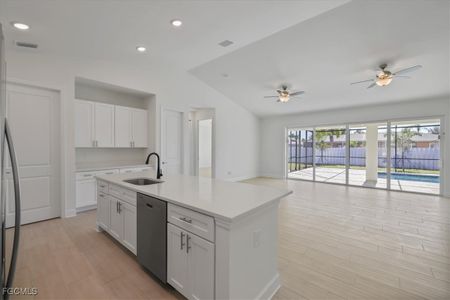 New construction Single-Family house 144 Se 19Th Ter, Cape Coral, FL 33990 plan The Paradise Cove III - image 14