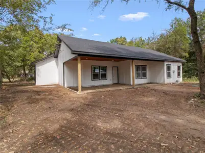 New construction Single-Family house 105 Fcr 1250, Fairfield, TX 75840 - image