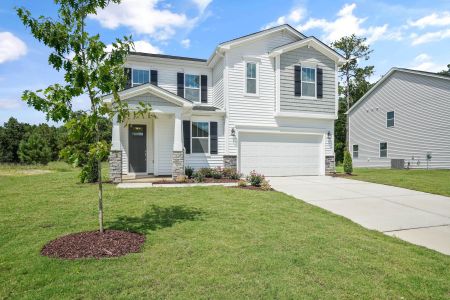 New construction Single-Family house 63 Lynncrest Wy, Four Oaks, NC 27524 Redwood- photo 1 1