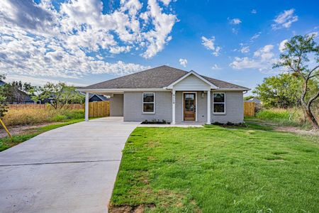 New construction Single-Family house 5110 Uvalde Court, Granbury, TX 76048 - photo 0 0