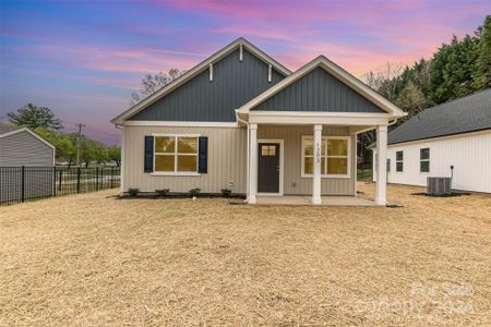 New construction Single-Family house 1203 N 12Th Street, Bessemer City, NC 28016 - photo 0