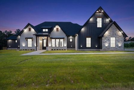 New construction Single-Family house 17402 Woodcrest Cir, Lindale, TX 75771 - image
