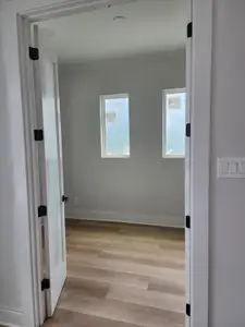 New construction Single-Family house 10926 Ivyridge Rd, Unit B, Houston, TX 77043 - image 12