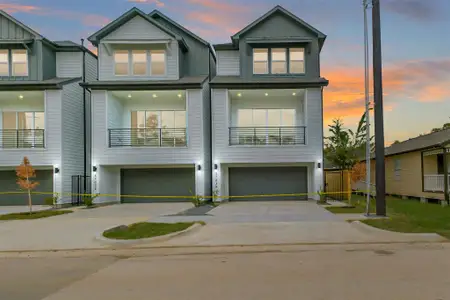New construction Single-Family house 5703G Balbo St, Houston, TX 77091 - image
