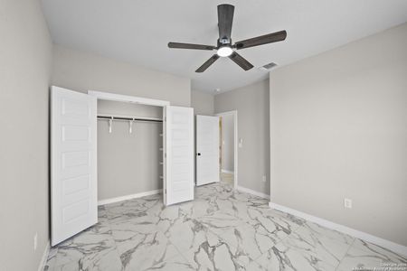 New construction Single-Family house 165 Flor Del Sol, San Antonio, TX 78264 null- photo 39 39