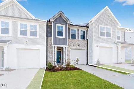 New construction Townhouse house 552 Barrington Row Ave, Zebulon, NC 27597 plan Fairview - Townhomes - image