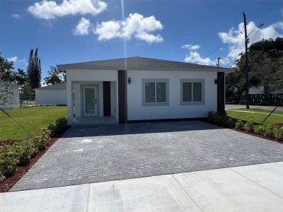 New construction Single-Family house 313 Nw 10Th St, Hallandale Beach, FL 33009 - photo 0