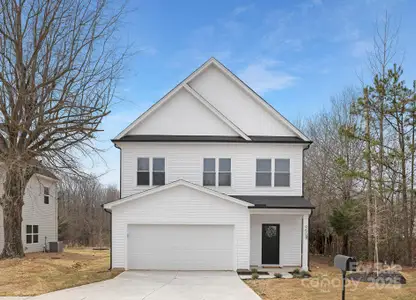 New construction Single-Family house 9503 Weston Woods Ln, Charlotte, NC 28216 null- photo 0