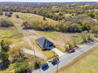 New construction Single-Family house 412 E Ball St, Tom Bean, TX 75489 - image
