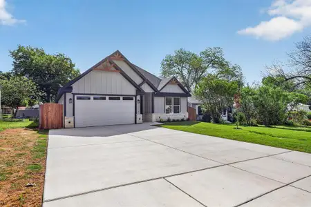 New construction Single-Family house 1210 Harvard St, River Oaks, TX 76114 - image