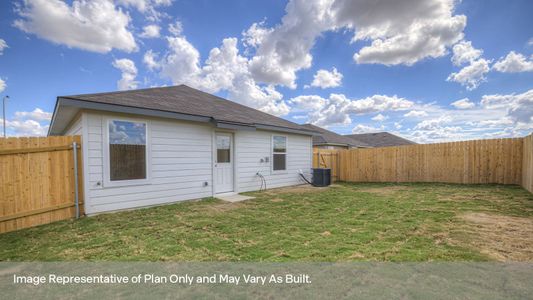 New construction Single-Family house 1008 Chachalaca Ct, Seguin, TX 78155 plan The Emma - image