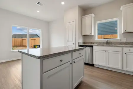 New construction Single-Family house 332 Kingston Wy, Waller, TX 77484 - image