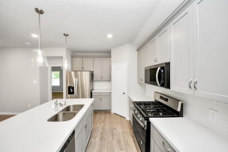 New construction Single-Family house 19564 Stripe Hill Bnd, Montgomery, TX 77356 plan Mccullough - image