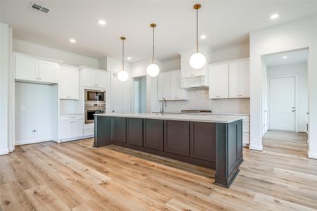 New construction Single-Family house 217 Arborwood Dr, Waller, TX 77484 plan 3042 - image 10