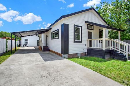 New construction Single-Family house 410 Bolden Street St, Houston, TX 77029 - photo 0