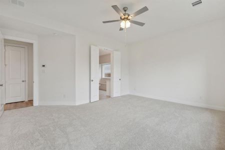 New construction Single-Family house 2830 Shane Dr, Midlothian, TX 76065 plan Grand South Pointe 3 Car Garage - image 18