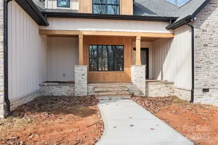 New construction Single-Family house 4459 Brancer Ln, Lincolnton, NC 28092 - image 4
