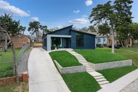 New construction Single-Family house 1203 Forester Dr, Dallas, TX 75216 - image