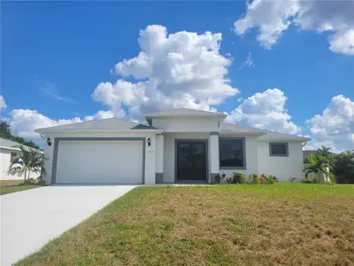 New construction Single-Family house 3304 Glencove St, Port Charlotte, FL 33980 - image