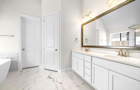 New construction Single-Family house 9746 Roaring River Falls Ln, Porter, TX 77365 plan Plan 2464 - image 4