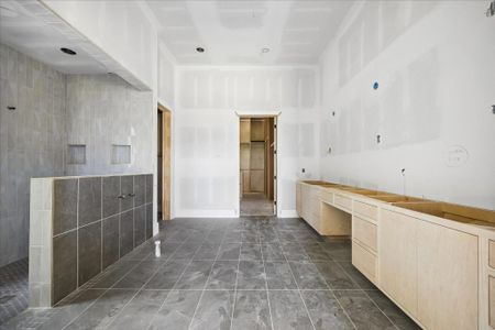 New construction Single-Family house 9050 Elizabeth Rd, Houston, TX 77055 - image 19