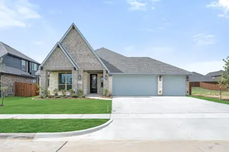 New construction Single-Family house 200 Rosewood Dr, Glenn Heights, TX 75154 plan Carolina - image