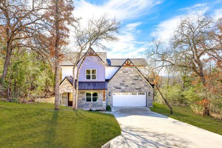 New construction Single-Family house 153 E Keanahalululu Ln, Bastrop, TX 78602 - photo 0