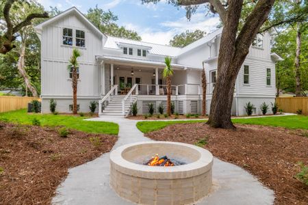 New construction Single-Family house 727 Mccants Dr, Mount Pleasant, SC 29464 - image